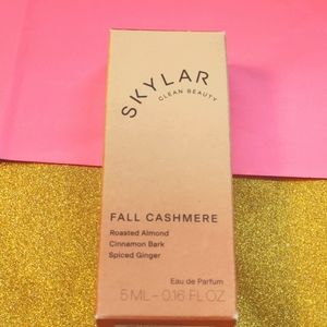 *NEW NEW* SKYLAR Fine Fragrance Fall Cashmere